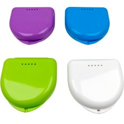 Litet fodral Frvaring proteser, bettskenor, hngslen, munskydd etc.