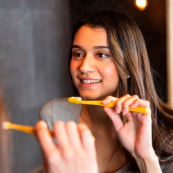 Jordan SOFT Tannbrster Bytt skaft + 2 brstehoder