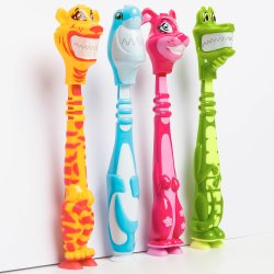 Aquafresh Brnetandbrste Milk Teeth 3-5 r