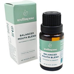 Oil Pullong WELLNESSE Balanced Mouth Blend Suusuihkutinolie Peppermint &amp; Cinnamon 15 ml