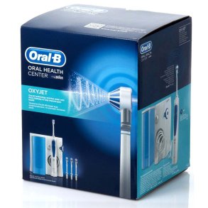 Oral-B Oral Health Center OxyJet � station�r mundskyller med mikroluftbobleteknologi