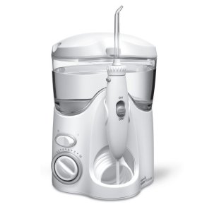 Waterpik Ultra WF-100 mundskyller med 10 trykniveauer og 6 mundstykker