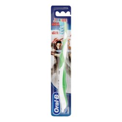 Oral-B Star Wars Junior Barnetannb�rste Disney 6-12 �r