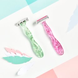 BIC Miss Soleil Engangsskrabere Sensitive 3 stk.