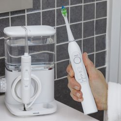 Waterpik Sensonic Complete Care Munddusche und elektrische Zahnb�rste (sonisch) mit 10 Druckstufen