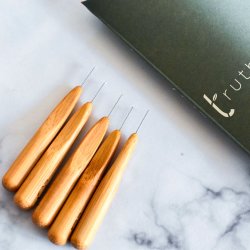 Sustainable Space Brushes Truthbrush 0,40 mm