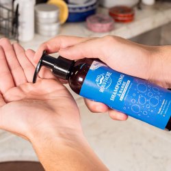  Naturlig Skgshampoo Big Moustache Spampoing a Barbe