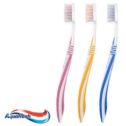 Aquafresh Tannbrster 3 pcs. Clean &amp; Flex Medium