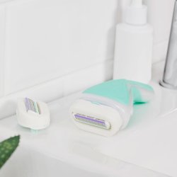 Wilkinson Sword Woman Barberskraber Intuition Sensitive Care + 6 Rakblad