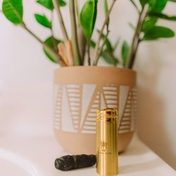 Biologisk Nedbrydelig Tandtrd ME MOTHER EARTH 30 mtr. + Alu-dispenser Gold