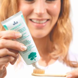 Tea Tree &amp; Xylitol Tannpasta TEBODONT med Fluor 75ml