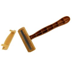 Bambovement Shave Kit � barberh�vel med bambusskaft og barbers�pe