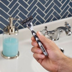 Gillette Mach3 Set Razor + Razor Blades + Rak Gel