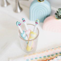 Lernzahnbürste MAM Protection Shield Kurzer Griff 6+ Monate