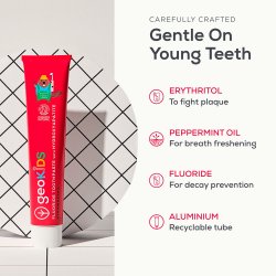 Natural Hydroxyapatite Barntandkrm GEORGANICS Strawberry &amp; Fluor 75 ml