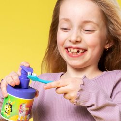 JORDAN Junior Barn Tandkr�m med pumpflaska 6+ �r Mild Fruity 150 ml.