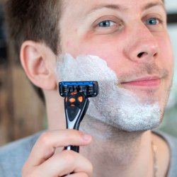 Cr�me � Raser Naturelle avec Menthe Poivr�e BIG MOUSTACHE 100 ml