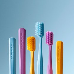 Vxtbaserad lyxtandborste THE HUMBLE Co. Pro 7K Ultra Soft 1 st.