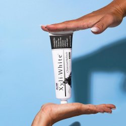 Xylitol Whitening Tandpasta Gel XYLIWHITE Charcoal Refresh 181g