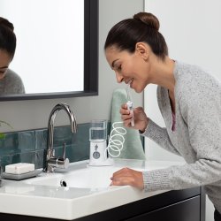 Waterpik WF-310 Nano Water Flosser � Compacte Monddouche met Krachtige Reiniging
