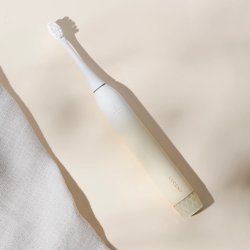 Lucent Prism Sonic Eltandborste Vanilla Cream � Intelligent sonisk reng�ring med automatisk start och trycksensor