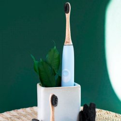 Humble Co. Bambu borsthuvuden fr Philips Sonicare Sensitive Charcoal