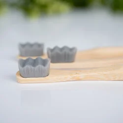 WELLNESSE Charcoal Bambus Tandb�rste Ultra Soft