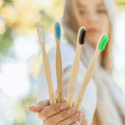 Bambu Tandborste BAMBOOVEMENT Medium 