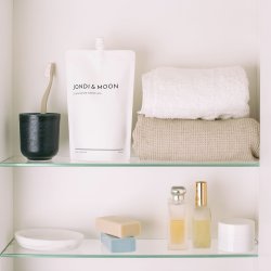 Naturlig tandkrm Jondi &amp; Moon Menthol Refill 250 ml.