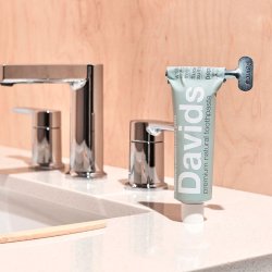 Naturlig Whitening tandkrm DAVIDS Premium Fresh Breath 149g