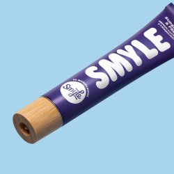 Tannpasta med Calcium Hydroxyapatit Tannpasta SMYLE Whitening 80 ml.