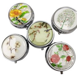 Pill Box Rund Metall Blommotiv Fodral Med 3 fack