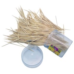 480 Stk. Zahnstocher aus Holz in einer Plastikbox