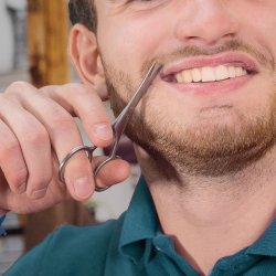 Skgpleje St Big Moustache Kam + Saks