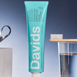 Naturlig Whitening tandkrm DAVIDS Spearmint 149g