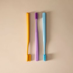 Vxtbaserad lyxtandborste THE HUMBLE Co. Pro 7K Ultra Soft 1 st.