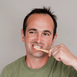 Naturlig Whitening tandkrm ENDRO Icemint Fluorid Aluminiumbehllare med pump 175 g