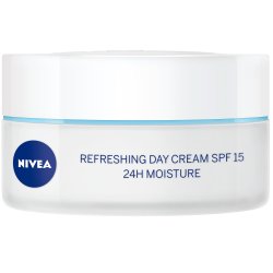 NIVEA Essentials Refreshing Day Cream 15 SPF Bokse 50 ml