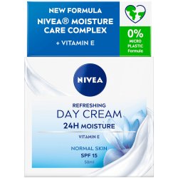 NIVEA Essentials Refreshing Day Cream 15 SPF Bokse 50 ml
