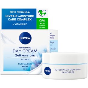 NIVEA Essentials Refreshing Day Cream 15 SPF Bokse 50 ml