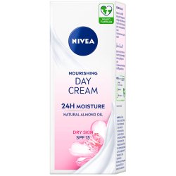 NIVEA Refreshing Day Cream 15 SPF Dry Skin 50 ml