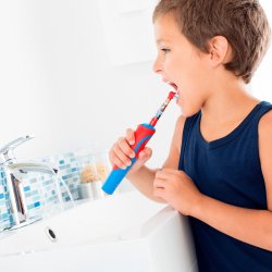 Oral-B Brstehoveder Til Brn Incredibles 2 stk.