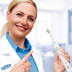 4 st. Oral-B CleanMaximiser Floss Action Borsthuvuden - 3+1