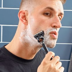 Gillette ProGlide Flexball Razor + Extra Razor Blade