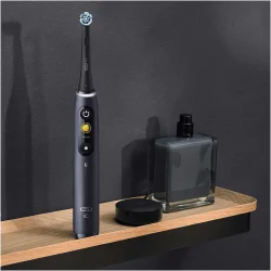 Oral-B iO Series 8s Elektrische Zahnb&uuml;rste BLACK Onyx