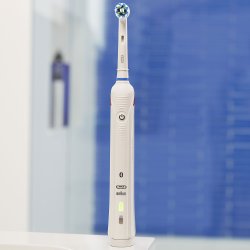 Oral-B SMART 4 4000n Elektrische Zahnbürste + 2 Bürstenköpfe + Halter
