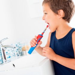 Oral-B Star Wars Uppladdningsbar tandborste fr barn