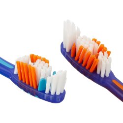 2 stk. Pierrot Whitening Gold SOFT Tannbrste Myk bust