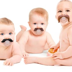 Rolig napp fr bebis - Svart mustasch