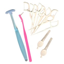 Tandplejest Tungeskraber + Tandtrds-stikker + Mellemrumsbrster